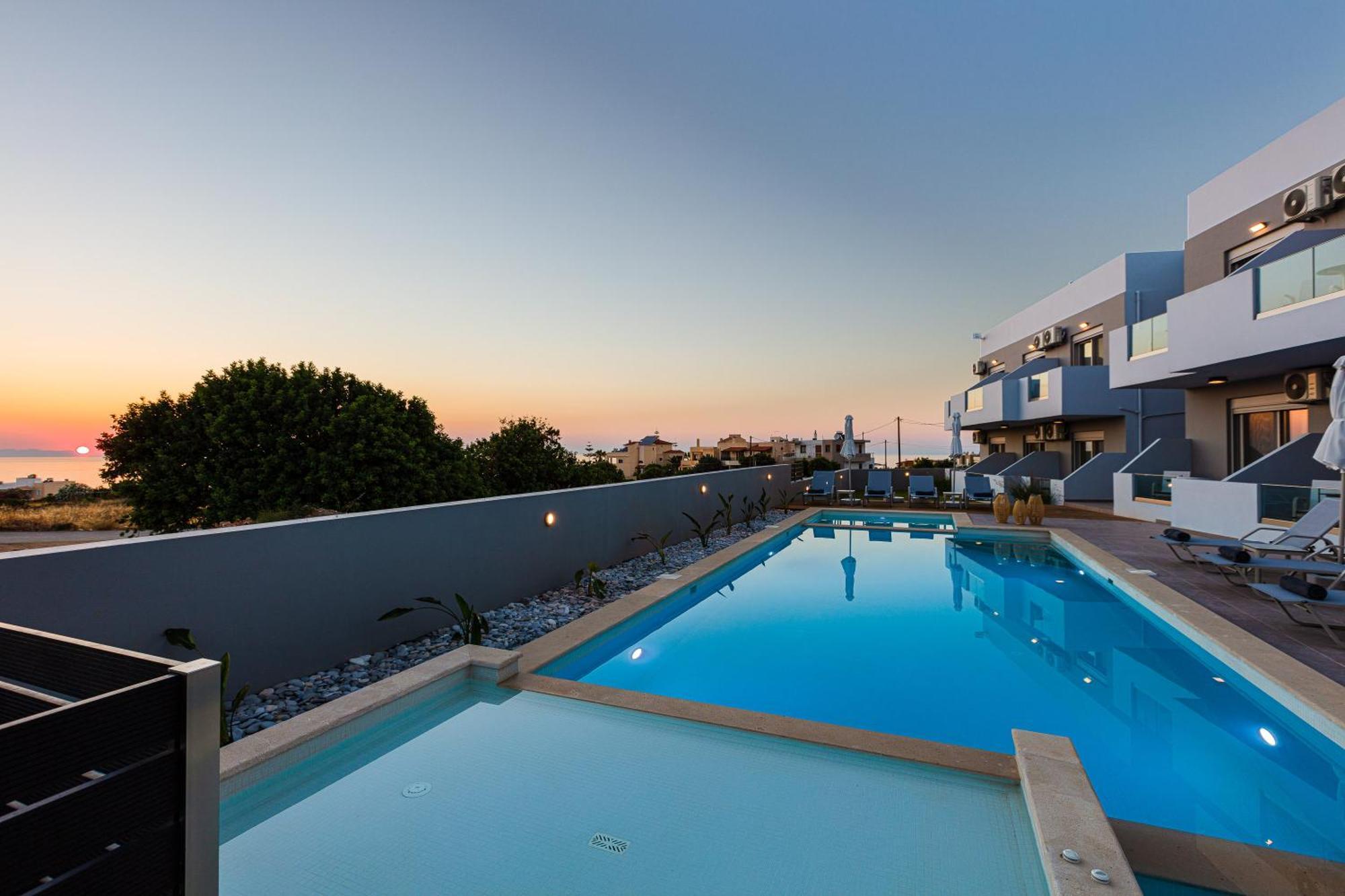 Evilio Suites, Inspired Family Retreat, Βy Thinkvilla Skaleta Exterior foto